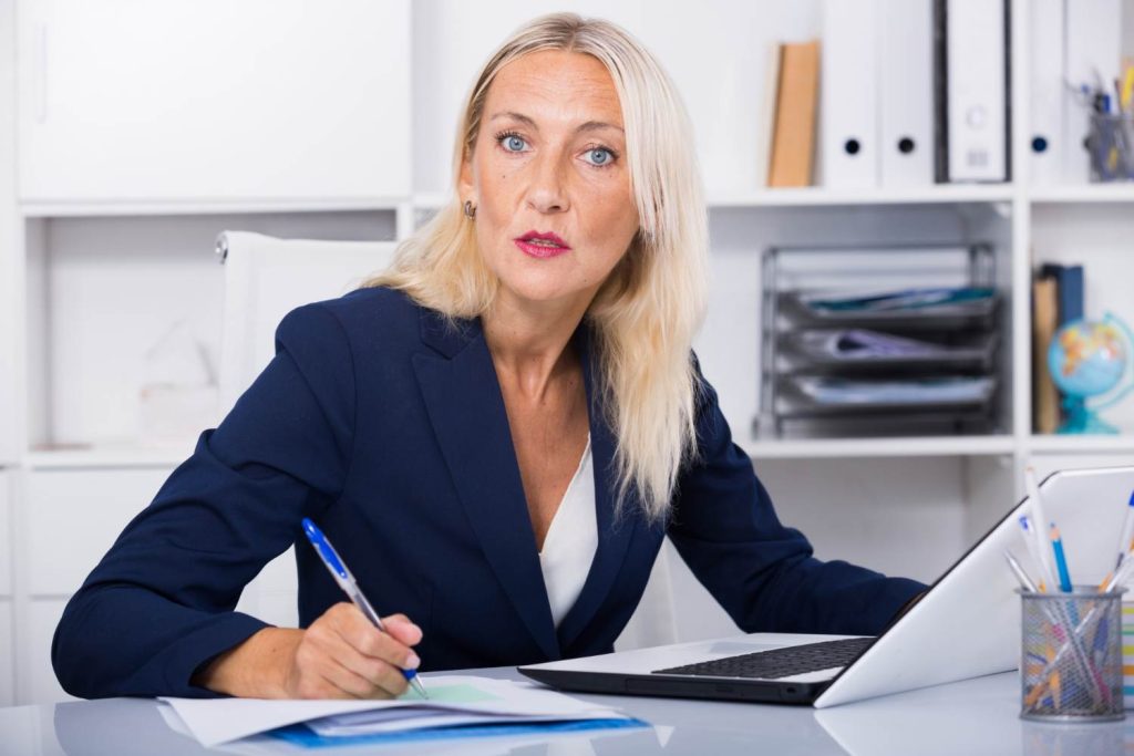 What is a Senior Accountant - ParkerBeth